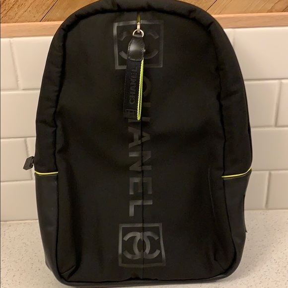 Chanel Sport Line *pristine* backpack - Picture 3 of 8